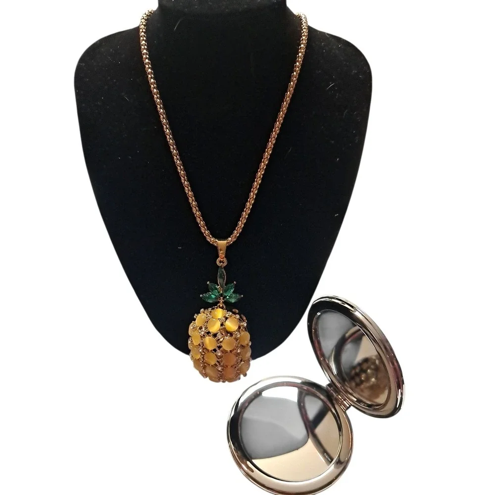 Pineapple Costume Necklace And Makeup Mirror New‎ In Box